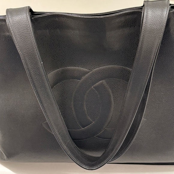 Authentic CHANEL CC JUMBO XL LOGO CAVIAR SHOPPER TOTE BAG + Chanel Zip Wallet - Picture 5 of 16